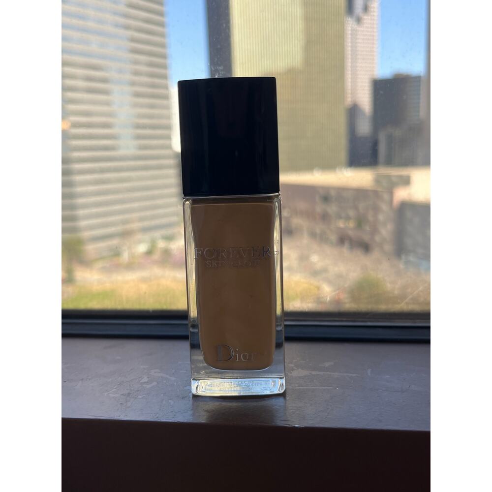 Dior Forever Skin Glow